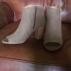 Brown suede peeptoe booties